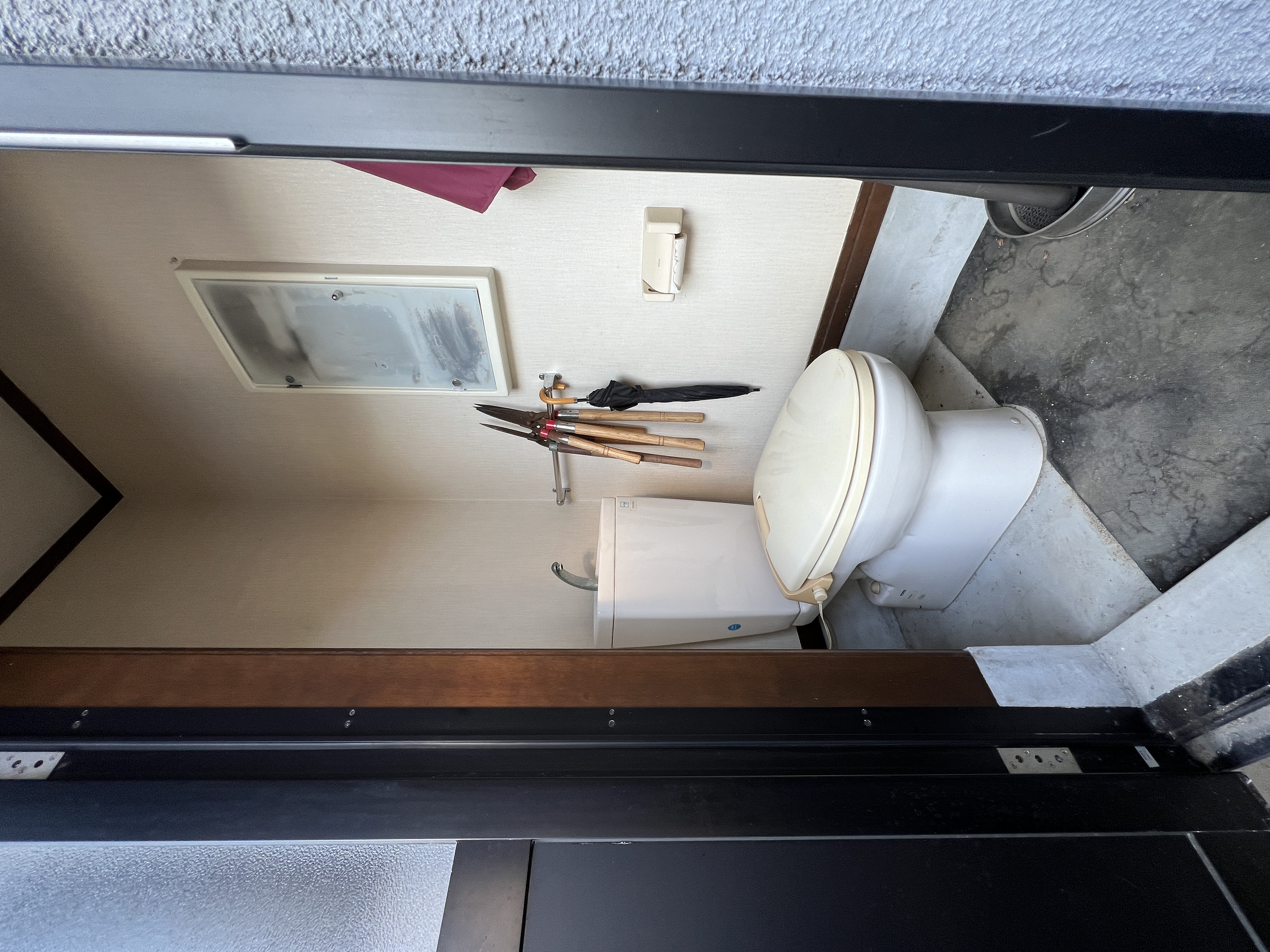 トイレリフォーム施工前写真1